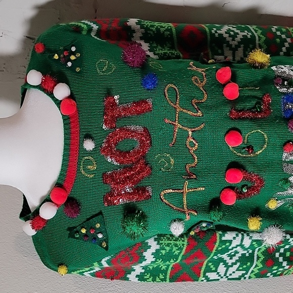 No Boundaries Ugly Christmas Sweater Holiday Pullover Crew Neck Sequins L 11 13 - Picture 2 of 16